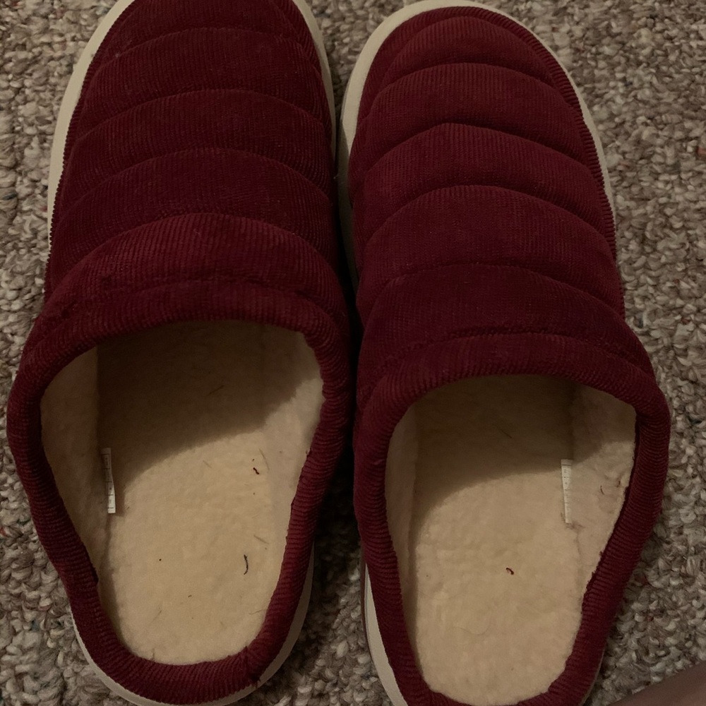 Sanyo Slip-on’s